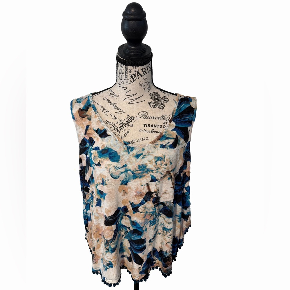 Jennifer Lopez Sleeveless Floral Top